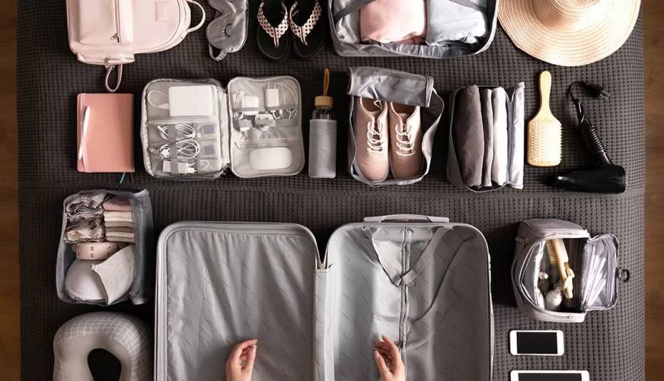 Packing Light for Global Travel: Your Ultimate Guide to Traveling Smart