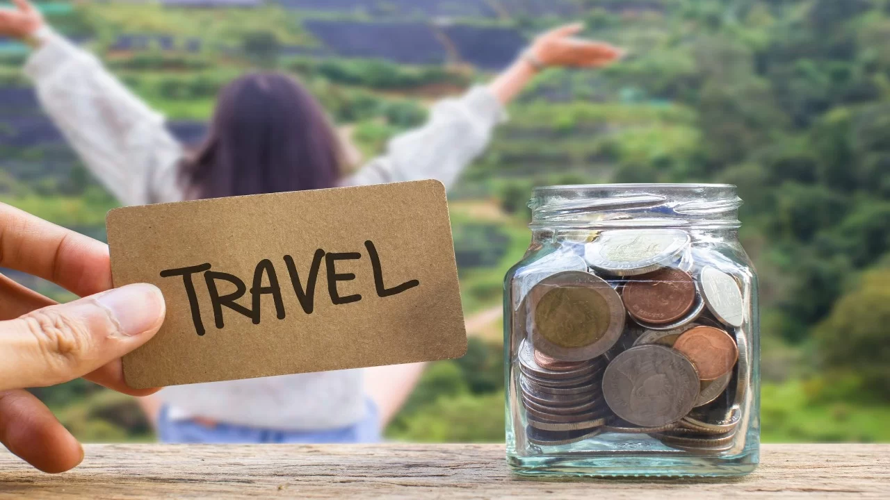 How to Get Discounts for Long-Term Travel: Insider Tips to Save Big